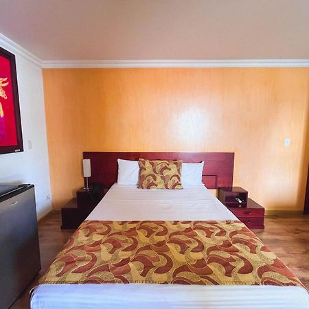 Hotel Luxor Pereira Dış mekan fotoğraf