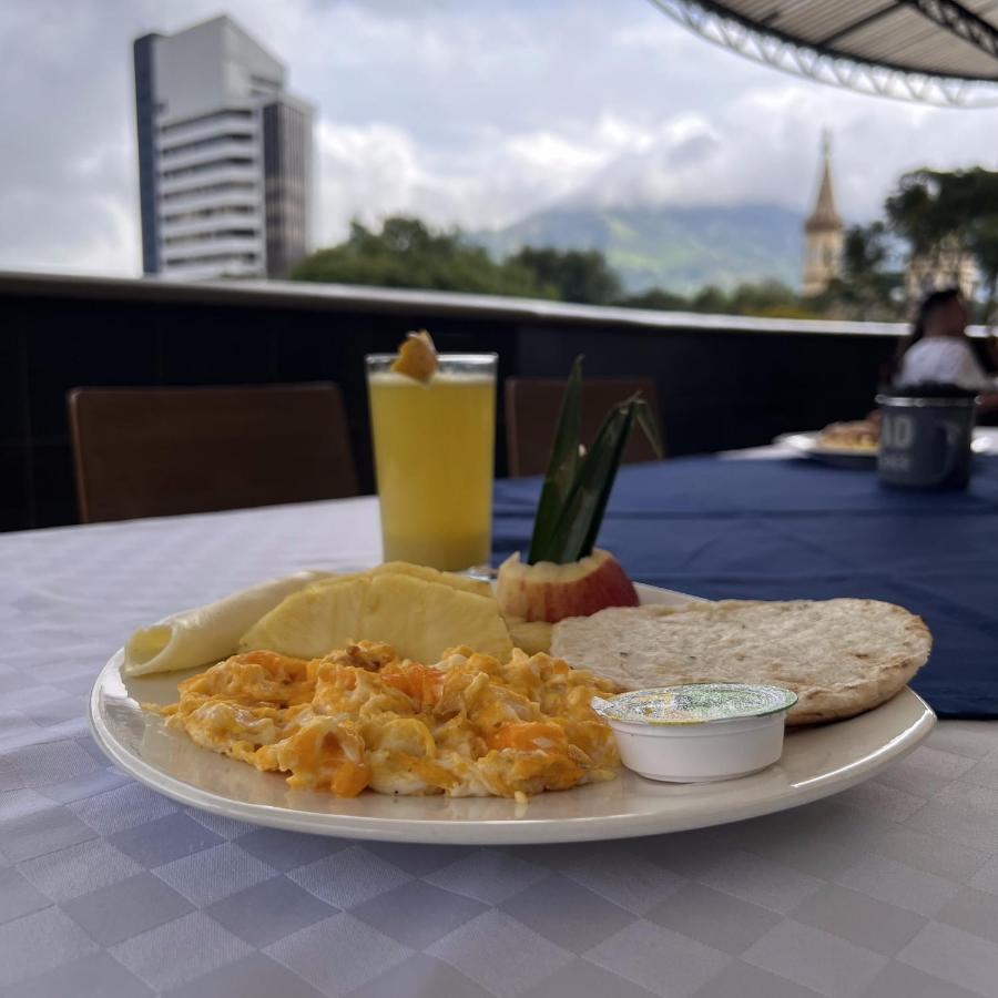 Hotel Luxor Pereira Dış mekan fotoğraf