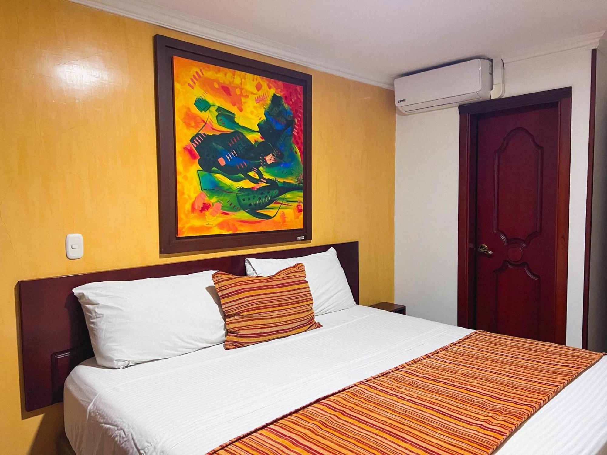 Hotel Luxor Pereira Dış mekan fotoğraf